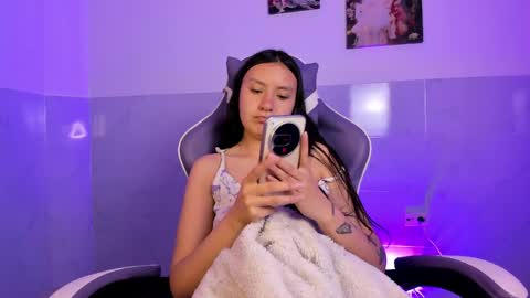 Charlotte online show from March 17, 1:42 am