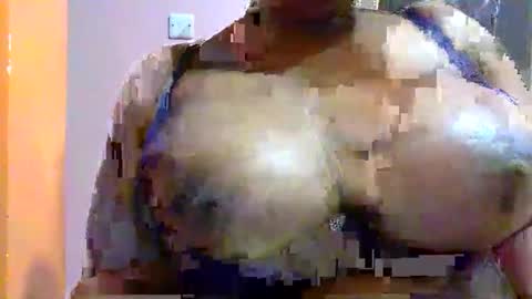charlotte_thequeen online show from June 4, 4:00 pm