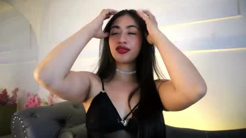 Lauren Rus online show from June 5, 12:55 pm