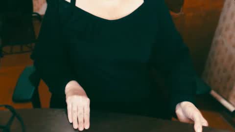 CharlotteXTasty online show from December 13, 10:19 am