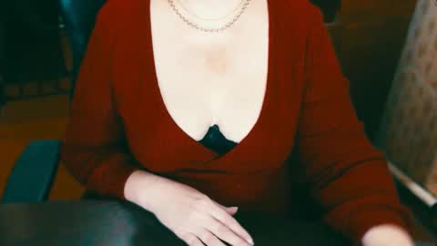 CharlotteXTasty online show from December 9, 12:08 pm