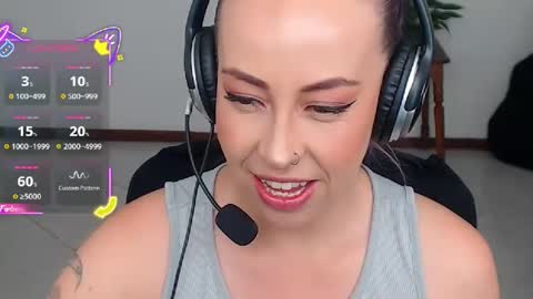 charlottezoe online show from October 23, 7:09 pm