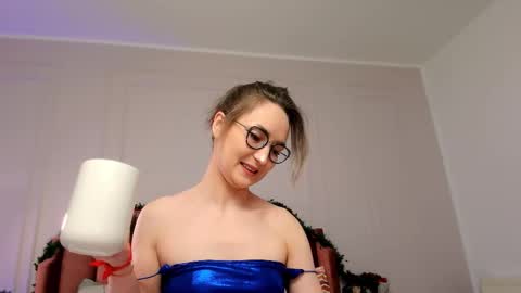  Annye   online show from December 22, 7:17 pm