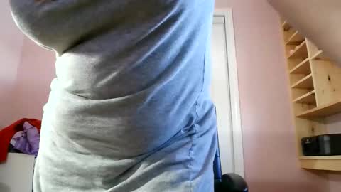 chealsiek online show from April 8, 8:55 pm