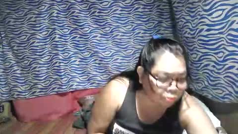 Snapshot of chenita_kits chatting on October 18, 12:52 pm chenita_kits online show from October 18, 12:52 pm