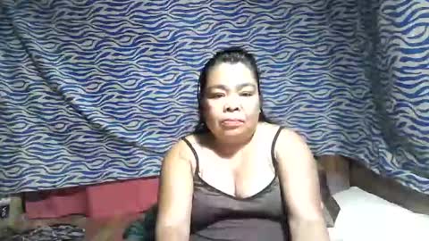 Snapshot of chenita_kits chatting on October 15, 12:19 pm chenita_kits online show from October 15, 12:19 pm