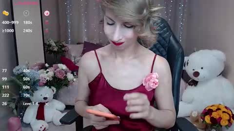 Snapshot of cherishsia chatting on September 16, 9:28 am Adriana online show from September 16, 9:28 am