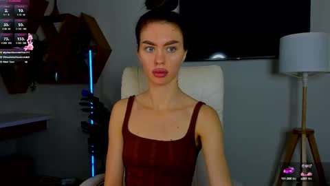 Snapshot of cherry__kiss chatting on October 3, 6:57 pm Cherry Kiss online show from October 3, 6:57 pm
