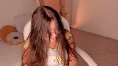 Snapshot of cherry_blond_ chatting on February 13, 12:46 am Cherry online show from February 13, 12:46 am