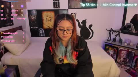 cherry_blushh online show from November 21, 9:28 pm