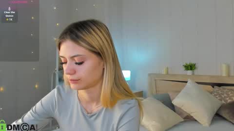 cherry_pr1ce online show from September 29, 10:59 pm