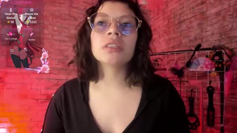 Snapshot of cherry_xoxx chatting on September 24, 2:16 pm online show from September 24, 2:16 pm