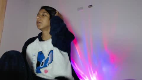 cherrybombsweet online show from April 14, 10:37 am