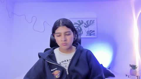 C H E R R Y online show from November 12, 11:52 am