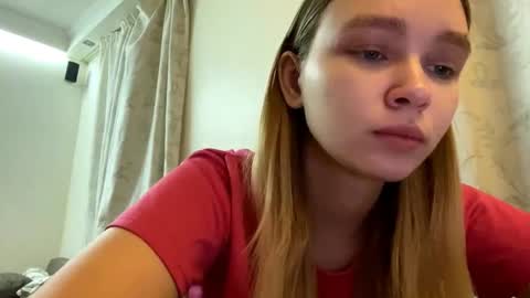 Lei online show from February 28, 3:33 pm