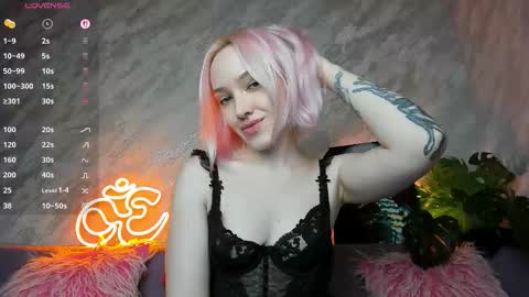 Cheryl online show from March 28, 11:03 pm