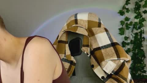 Bella online show from March 30, 9:09 am