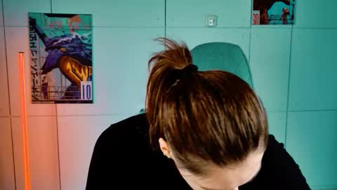 Bella online show from January 9, 9:24 am