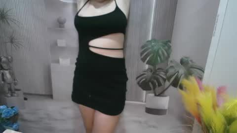 Snapshot of chillylove chatting on October 3, 1:43 am Jani online show from October 3, 1:43 am