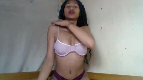 Snapshot of chloe9794 chatting on September 21, 9:19 am chloe9794 online show from September 21, 9:19 am