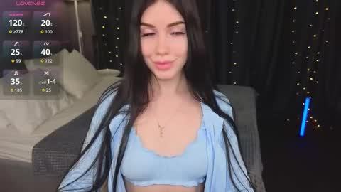 Chloe online show from March 6, 5:57 am