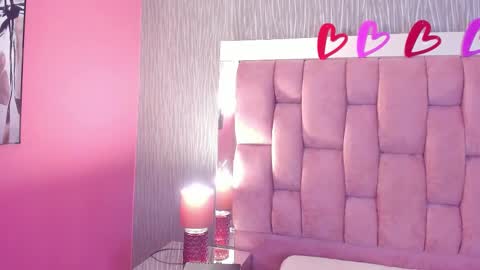 Snapshot of chloe__evans_ chatting on October 3, 1:05 pm Chloe online show from October 3, 1:05 pm