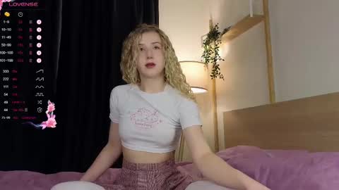 Arianaa Mourrr online show from February 11, 2:25 am