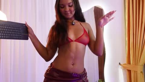 Chloe online show from March 5, 12:23 pm