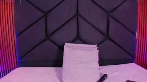 Snapshot of chloe_morgans chatting on September 10, 1:44 pm chloe online show from September 10, 1:44 pm