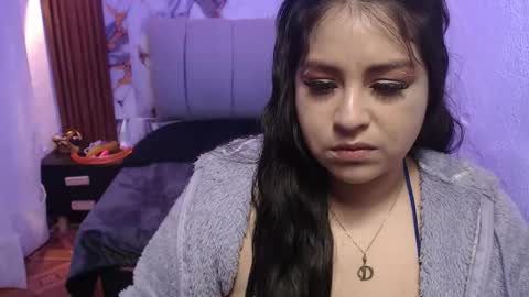 chloe_smith5 online show from December 16, 2:01 pm