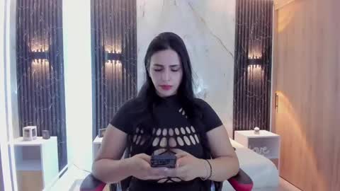 Snapshot of chloe_toms chatting on October 20, 10:57 pm chloe online show from October 20, 10:57 pm