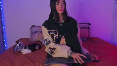  3 online show from June 6, 3:02 am