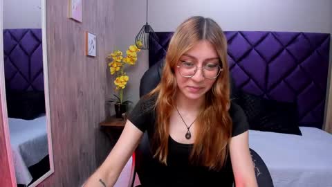 chloecampbell03 online show from September 20, 1:42 pm