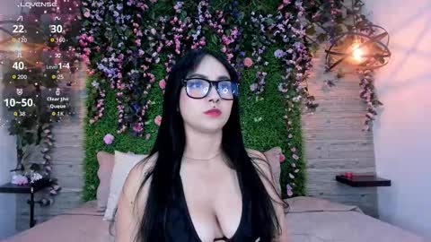 Chloe online show from December 20, 3:21 am