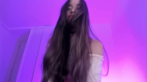 chloeminn online show from February 24, 4:27 pm