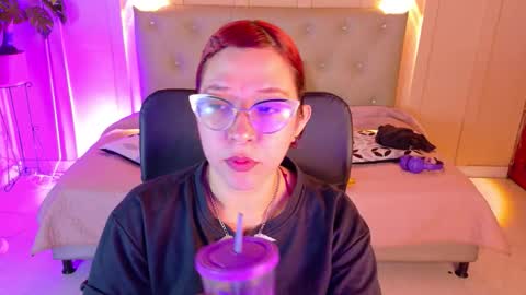 Chloe rosse online show from December 21, 1:32 am