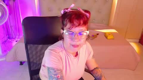 Chloe rosse online show from December 20, 1:31 am