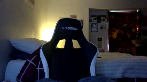 Chloe Lane online show from October 6, 5:51 pm