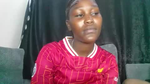 chocolate_divaa online show from May 9, 11:45 am