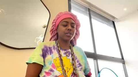 Snapshot of chocolatecakequeen chatting on March 1, 4:54 pm ChocolateCakeQueen online show from March 1, 4:54 pm