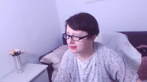 Snapshot of christarose chatting on January 15, 7:01 pm Christa online show from January 15, 7:01 pm