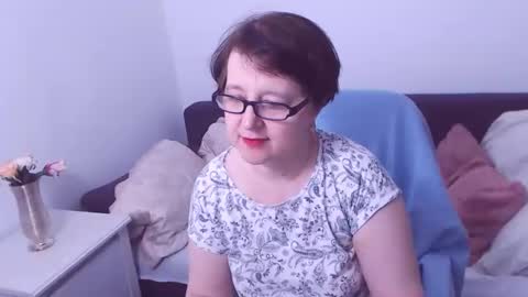Snapshot of christarose chatting on February 2, 2:48 am Christa online show from February 2, 2:48 am
