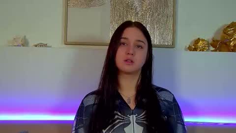 Christina online show from December 1, 6:32 pm