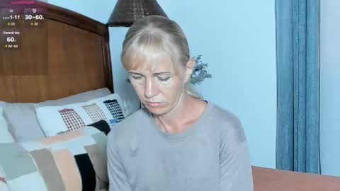 Christine -  online show from October 29, 12:53 pm