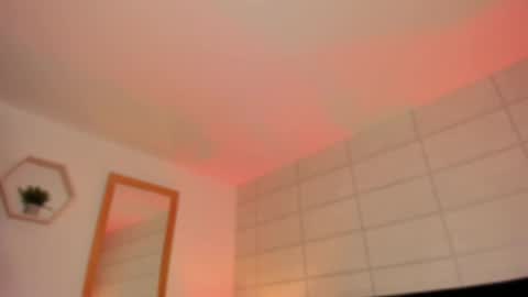 Snapshot of christine_harper chatting on September 23, 12:03 pm Christine online show from September 23, 12:03 pm