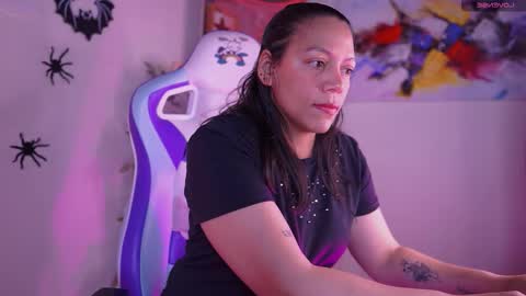 Snapshot of cielo_andrade chatting on October 18, 12:46 am Cielo online show from October 18, 12:46 am