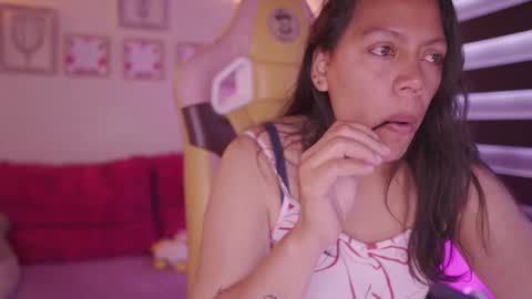 Snapshot of cielo_andrade chatting on September 22, 3:10 pm Cielo online show from September 22, 3:10 pm