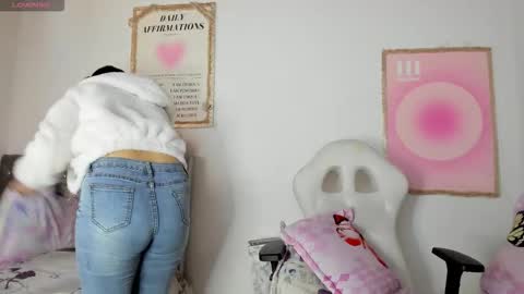 Ciindy Lovers online show from December 3, 12:40 pm