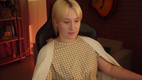 Cin Bellamy online show from September 26, 7:50 am