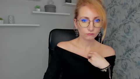 Cinderella online show from March 2, 7:15 am